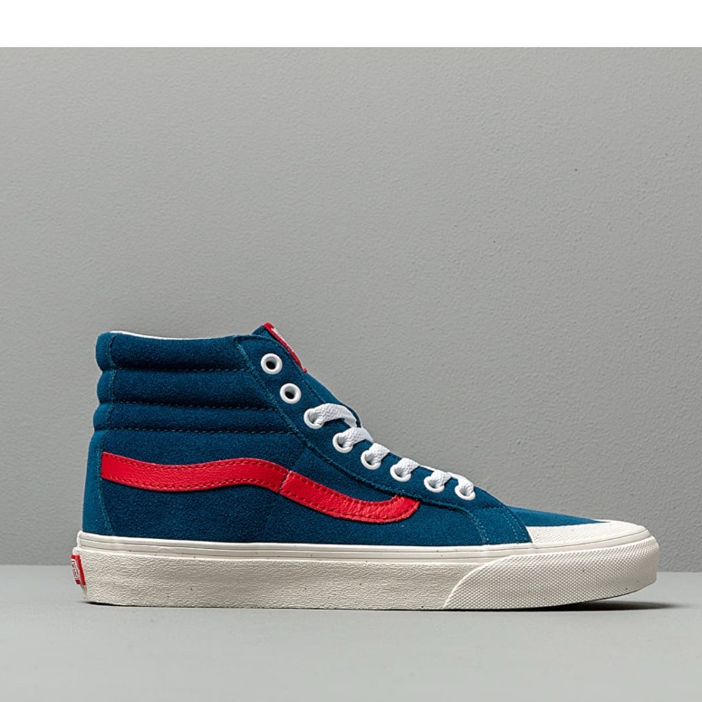VANS SK8-HI REISSUE 138
Sailor Blue/ Tango Red